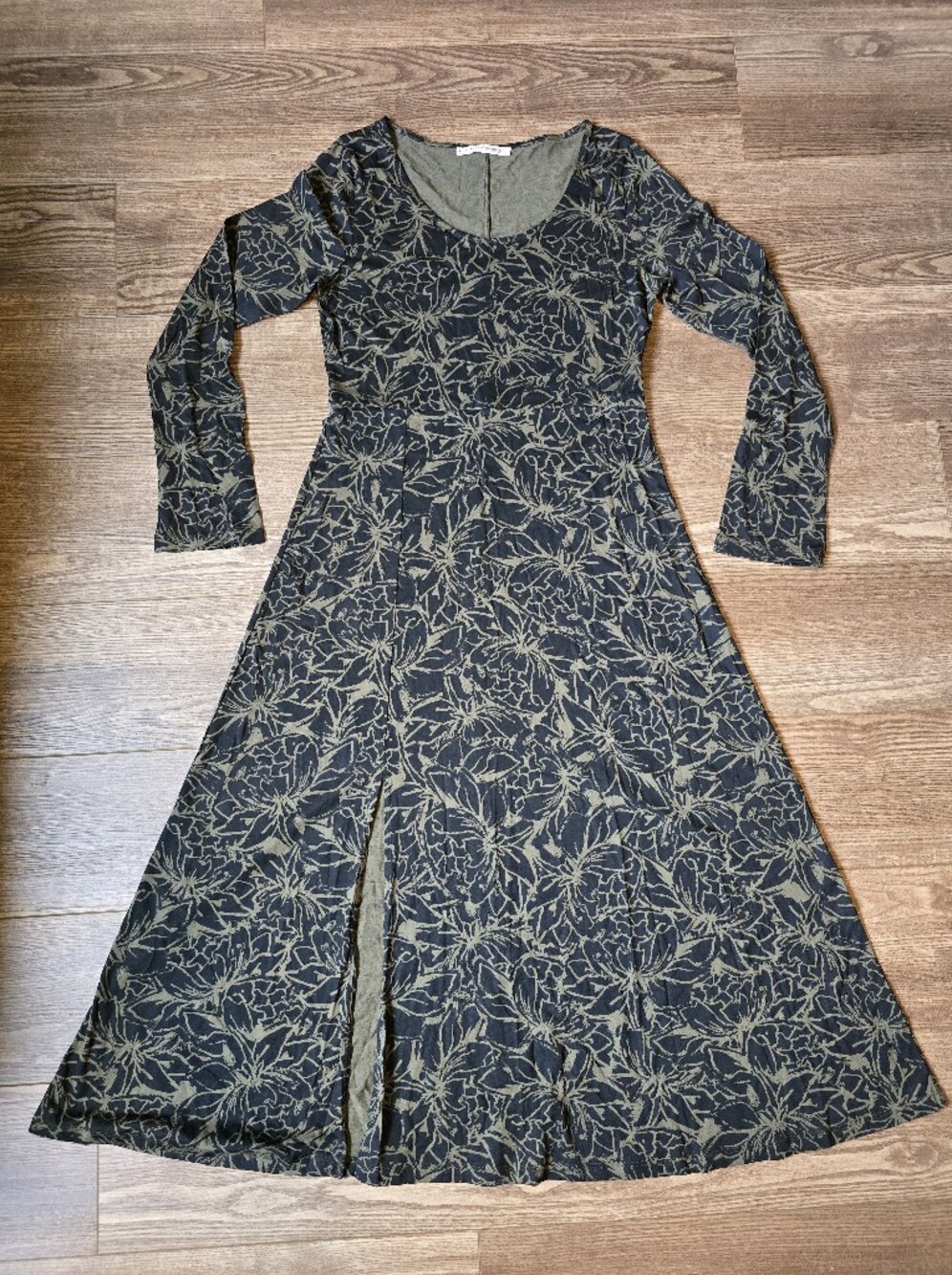 Peruvian Connection Trattoria Dress M Black Olive Green Floral Cotton Knit Maxi